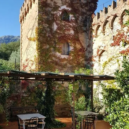 Alloggio per agriturismo Levante Castelbuono (Sicily)