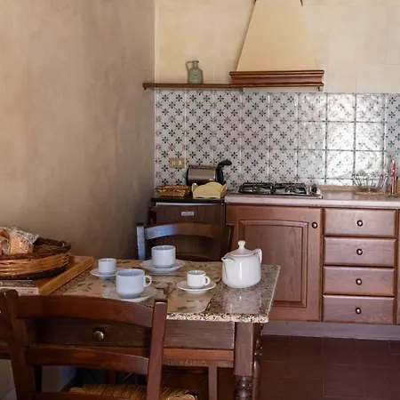Alloggio per agriturismo Levante Castelbuono (Sicily)